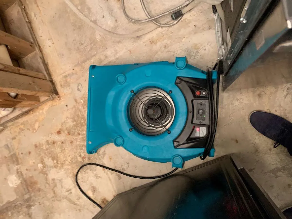 Air mover drying equipment for Mold Remediation & Removal in Ishpeming
